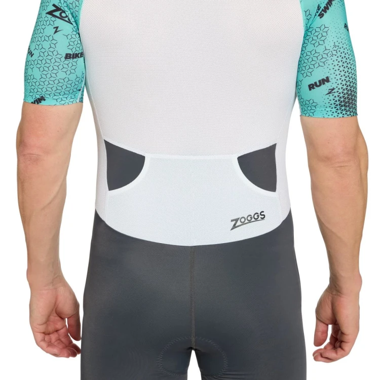 Strój-triathlonowy-turkusowo-biały-mężczyzna-stojący-tyłem-zbliżenie-na-plecy.jpg