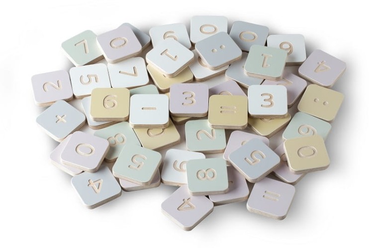 Drewniane klocki matematyka