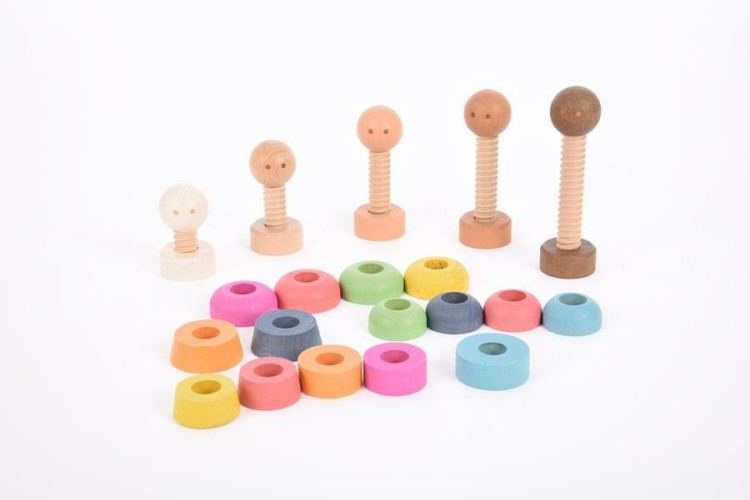 Tęczowe drewniane ludziki mały zestaw