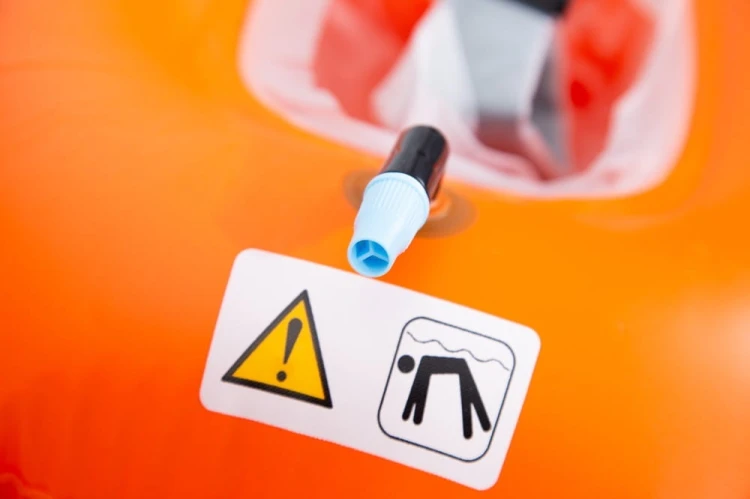 Bojka asekuracyjna Zoggs Tow Float Plus