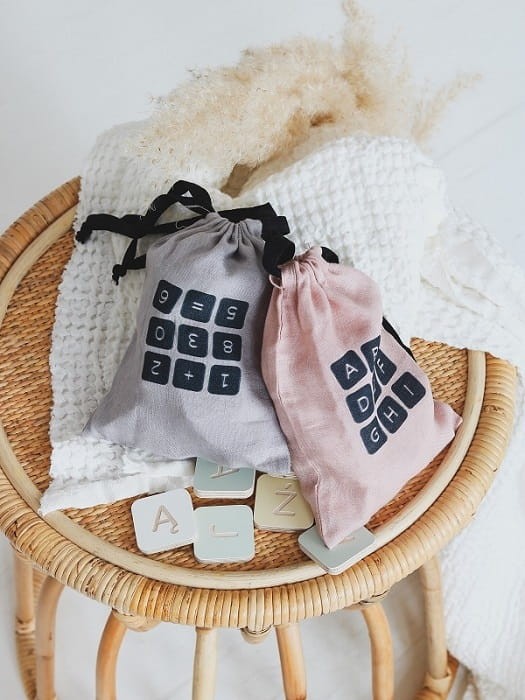 Drewniane klocki matematyka