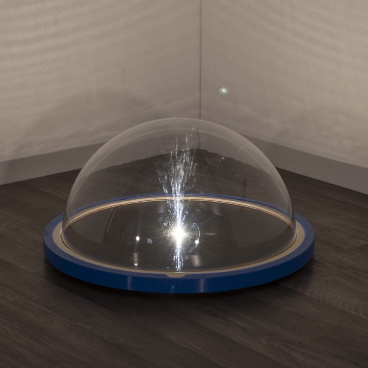 Sensoryczna kopuła świetlna - projektor immersyjny